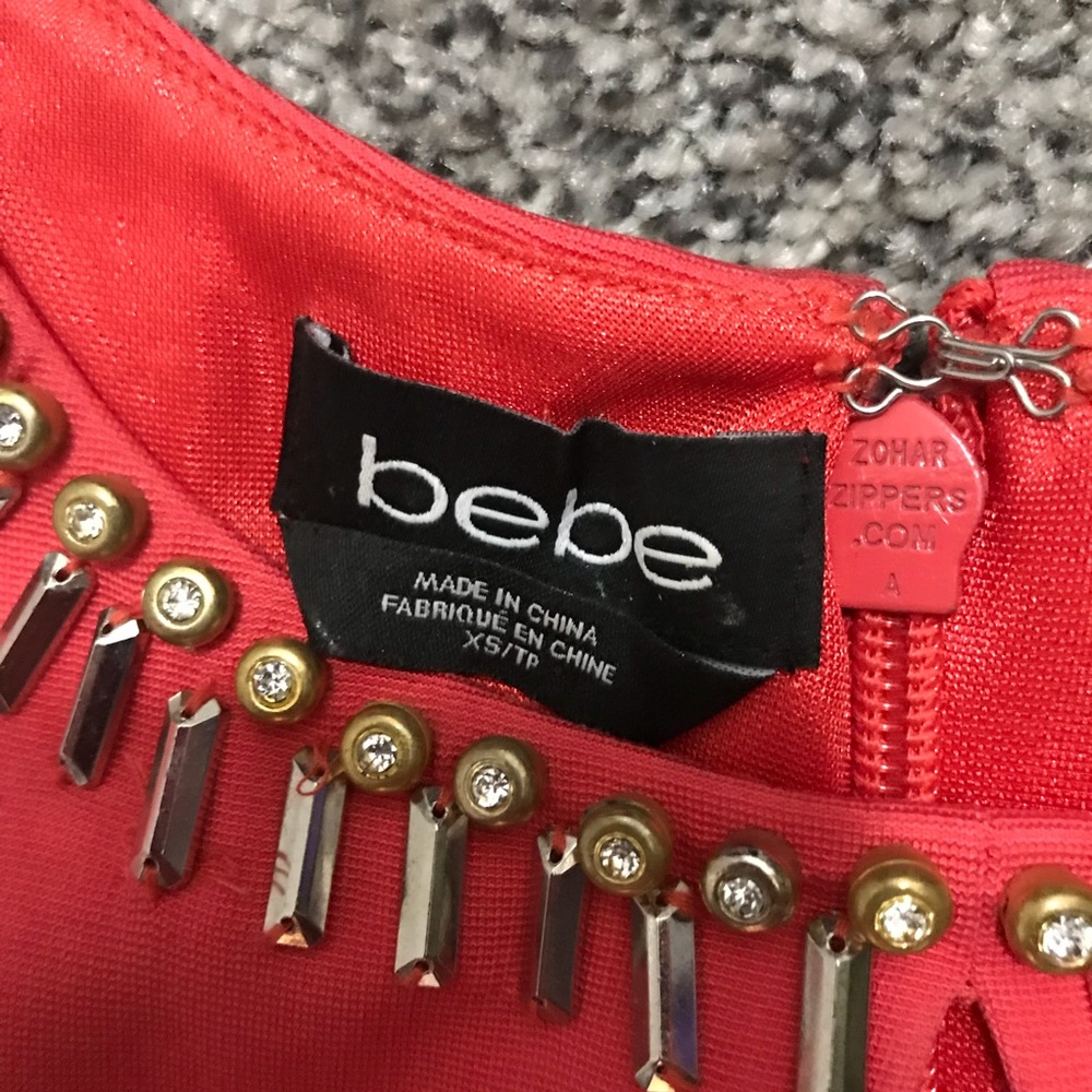 SOLD - Bebe - Coral Keyhole Cocktail Dress  🌺🥂🗝 - Picture 4 of 8